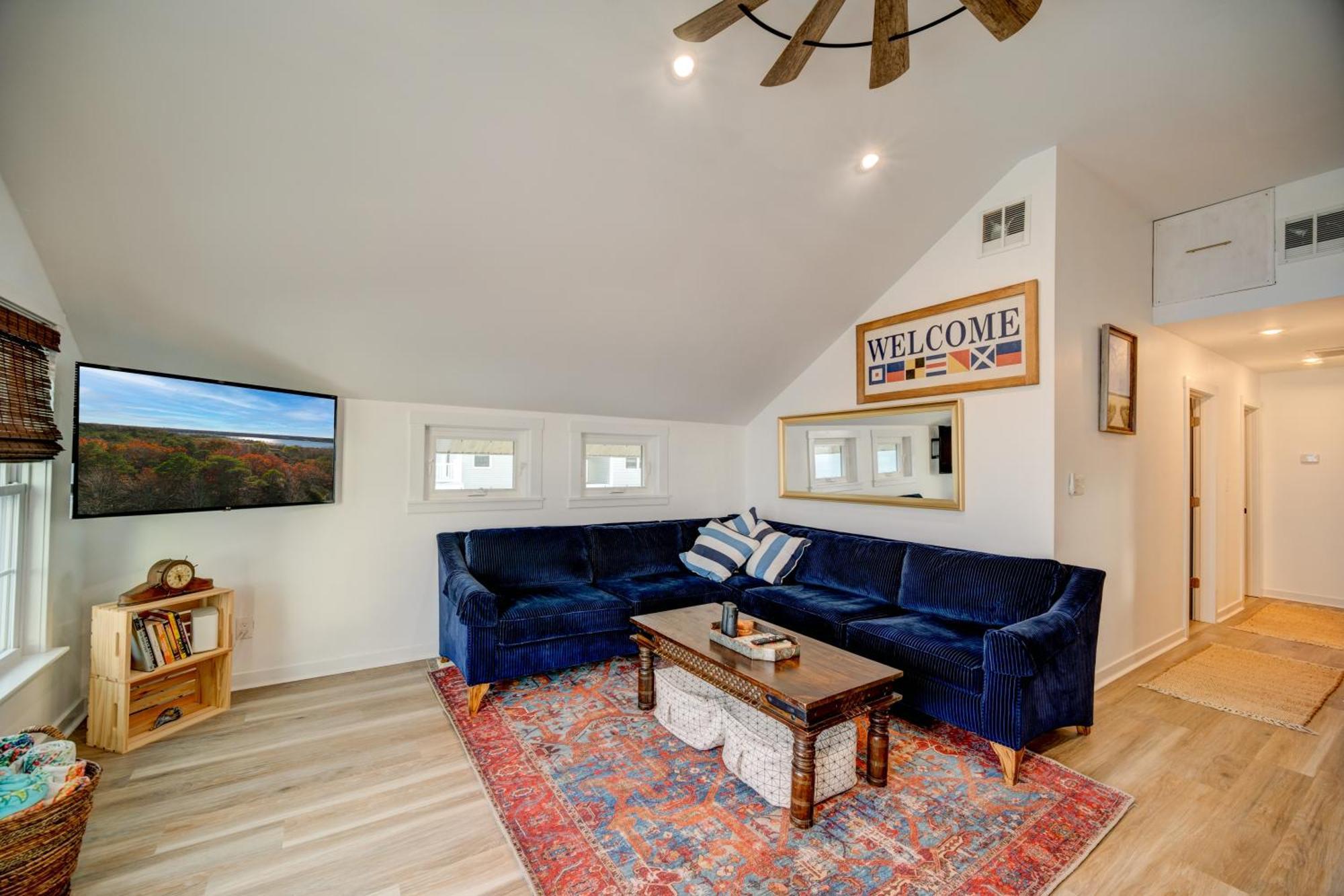 Waterfront Escape-Breweries, Vineyards N' Sunsets Apartment Villas Exterior photo